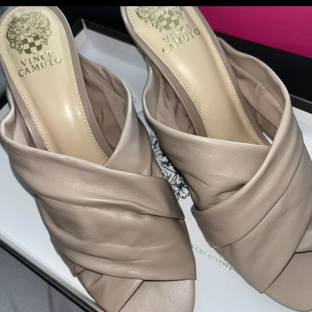 Vince Camuto Clarstie Nocciola Mestico Leather Mules Shoes 11 Medium (Nude) - Picture 5 of 6